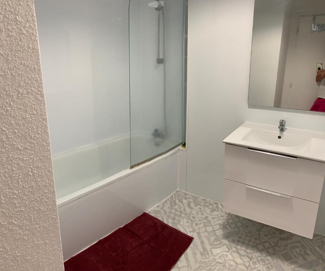 Appartement 2Eme Etage 42M2 Hyper Centre Ville / Parking Gratuit 리옴 외부 사진
