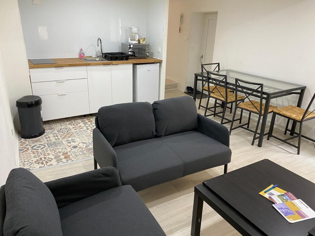 Appartement 2Eme Etage 42M2 Hyper Centre Ville / Parking Gratuit 리옴 외부 사진